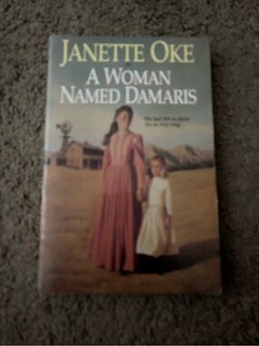 Janette Oke "A Woman Named Damaris" Vintage Paperback - Brown/Beige Cover